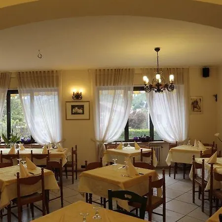 Отель Ristorante Vittoria 3*