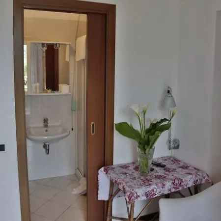 Ristorante Vittoria 3* سان فيديل إنتيلفي