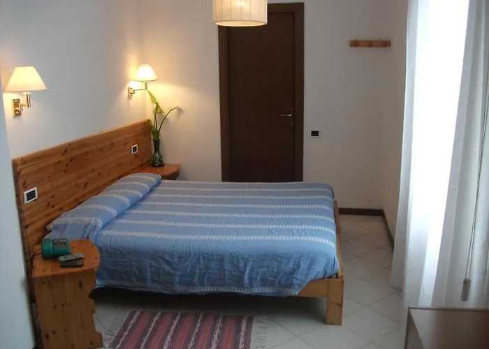 Ristorante Vittoria 3* Сан-Феделе-Интельви