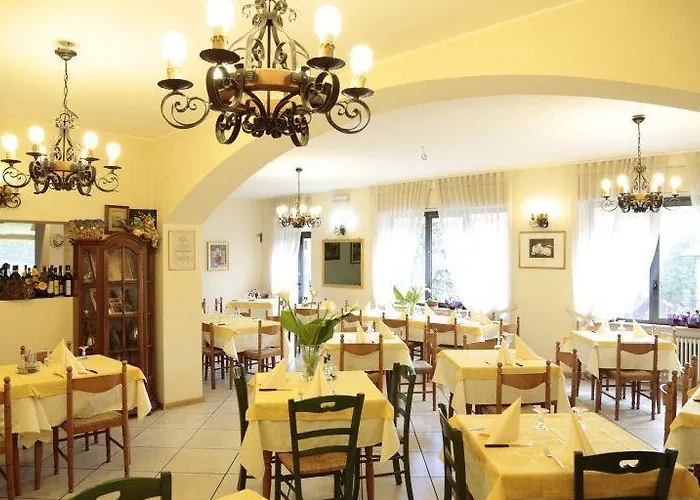 Ristorante Vittoria Сан-Феделе-Интельви